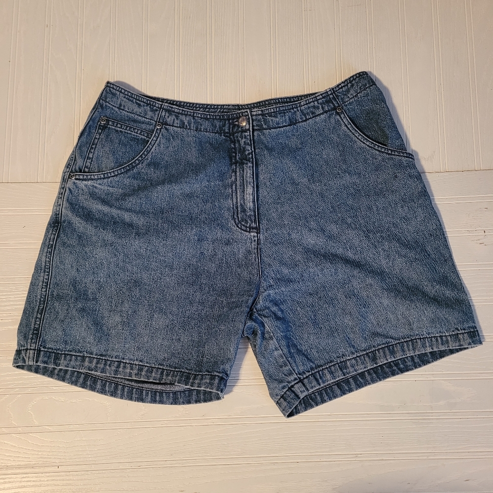 Woolrich Womens Indigo Mom Denim Blue Jean Shorts No Belt Loops No Back Pockets